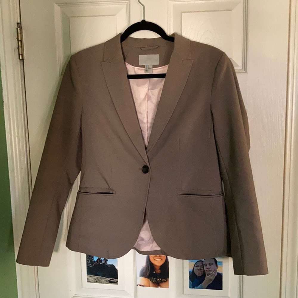 Cute Light Gray Blazer